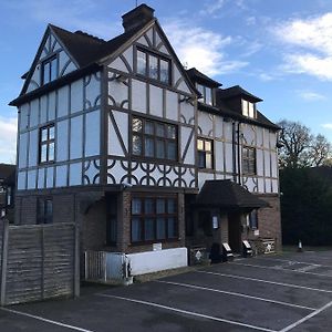 Barrington Lodge